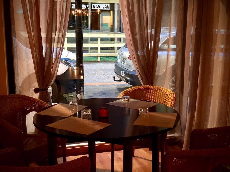 OVIN - Bar - Restaurant | Бар - Ресторан Andorra la Vella